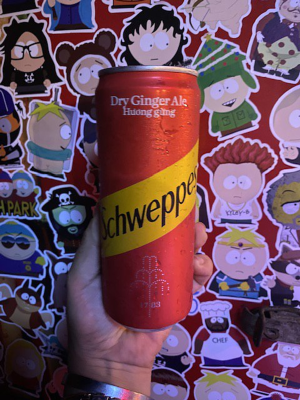GINGER ALE Schweppes 