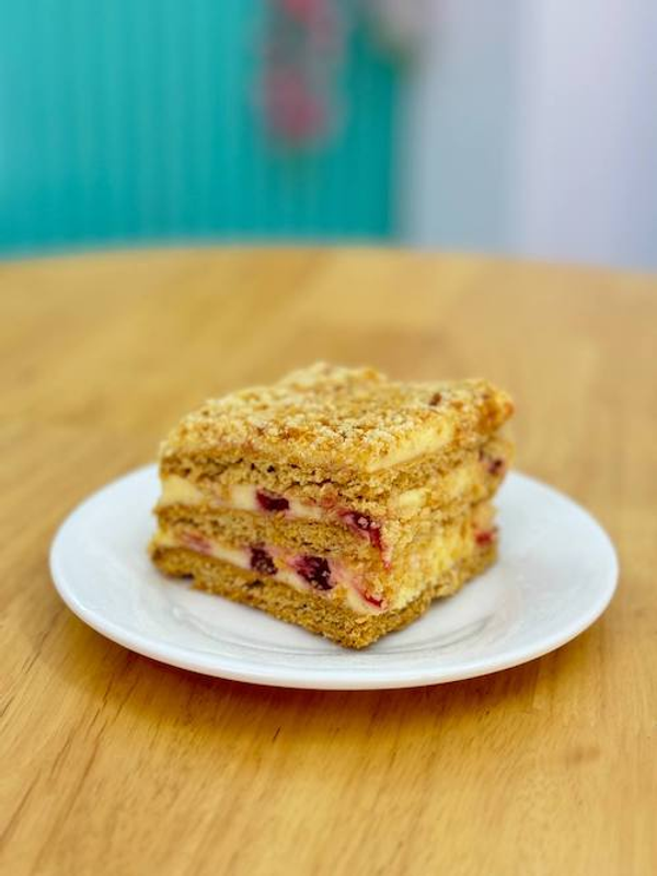 Медовик с Малиной