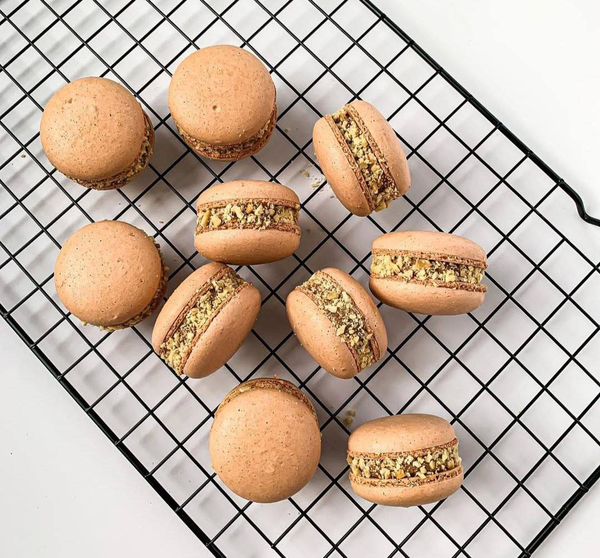 Макаронс Сникерс