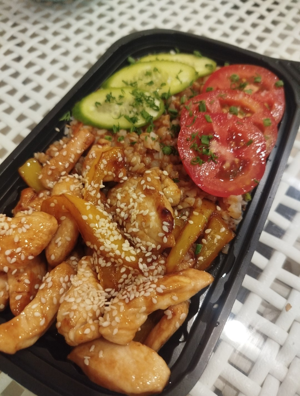 Chicken fillet with bell pepper and buckwheat